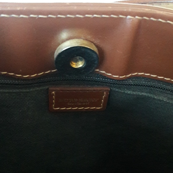 Burberry of London medium shoulder bag - Picture 4 of 8